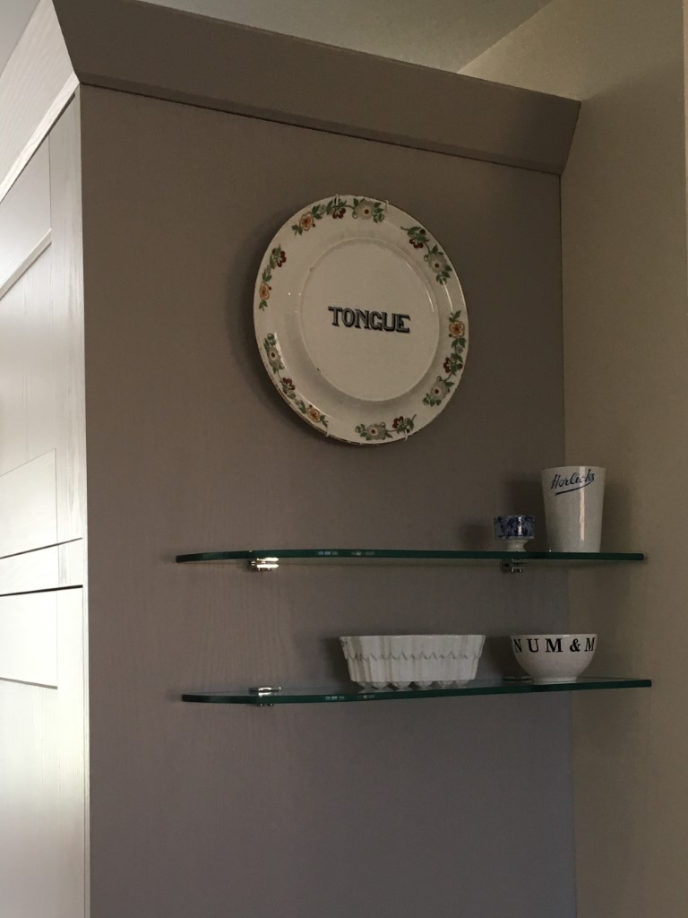 Glass shelves and table tops